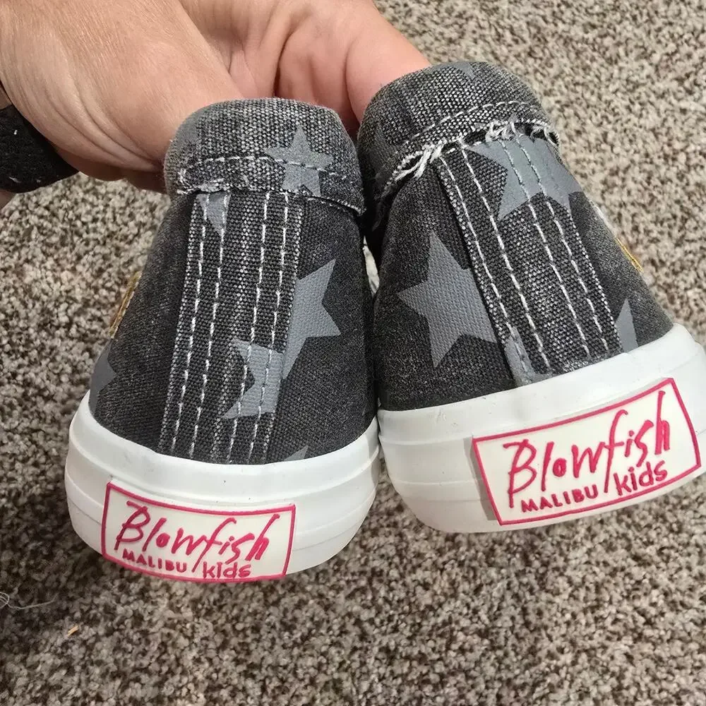 NEW Girl's Blowfish Gray Star Slip On Shoes | Size 5